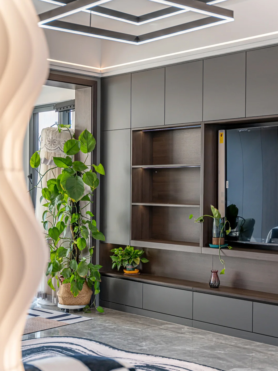 18w打造的124㎡現(xiàn)代暗黑風(fēng)質(zhì)感在線